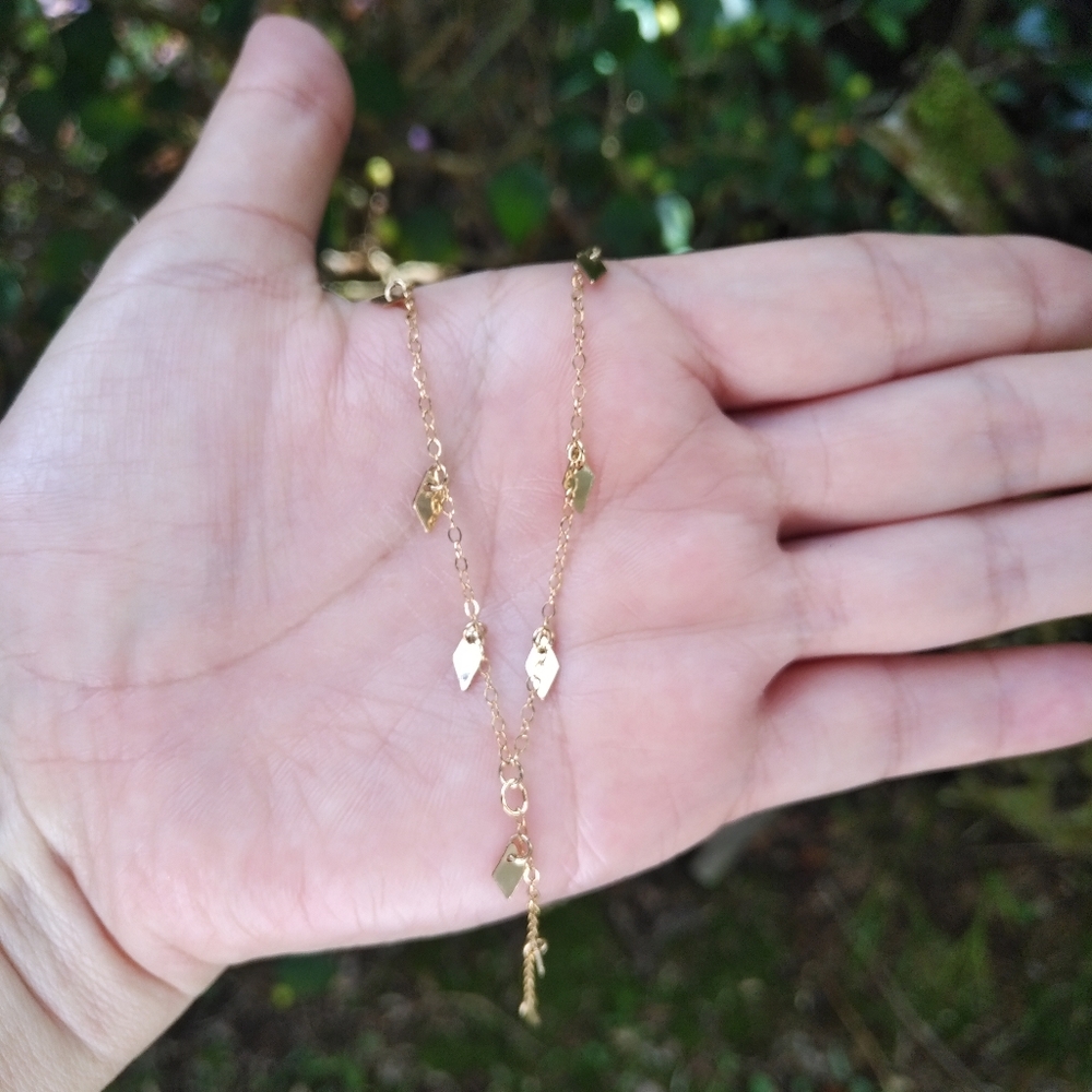 Choker style necklace with diamond♦ shaped accents - Picture 2 of 11